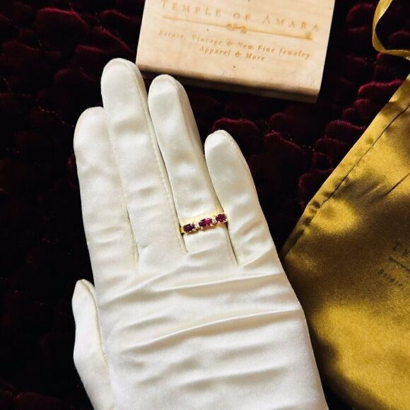 14K Gold- Natural Ruby & Diamond Ring -Size 6.25- .83CTTW -Oval- HIGH CLARITY-2g display picture 1